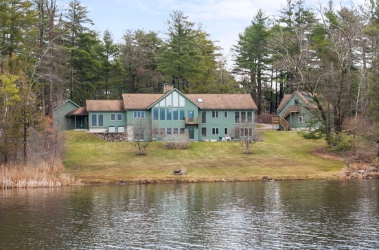 99 Washinee Heights Road