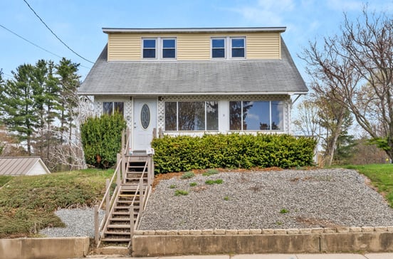 49 Crane Ave