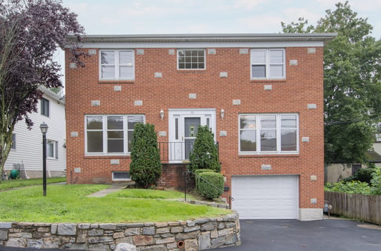 30 Cassilis Avenue
