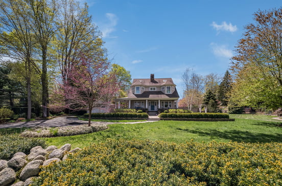 880 Boston Post Road