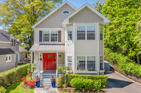 34 Davis Avenue