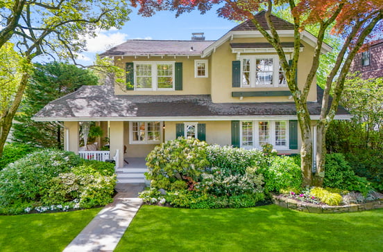 7 Soundview Drive