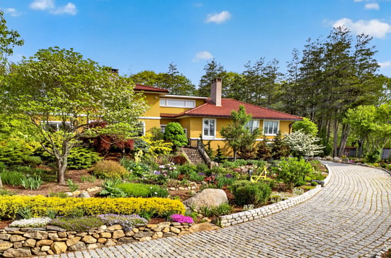 325 Post Road