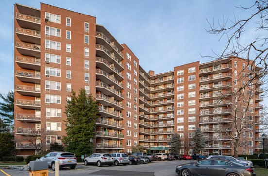 91 Strawberry Hill Avenue #735