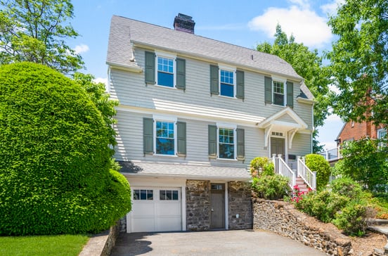 22 Vanderburgh Avenue