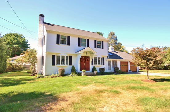 1643 Round Hill Road