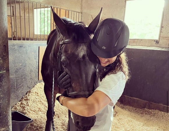 Danielle Longhitano photo 21