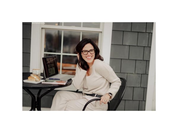 Vanessa Henderson photo 5