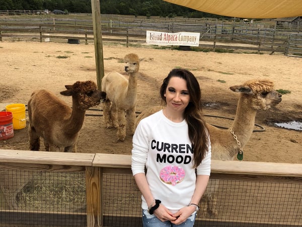 Monika Niaka photo 2