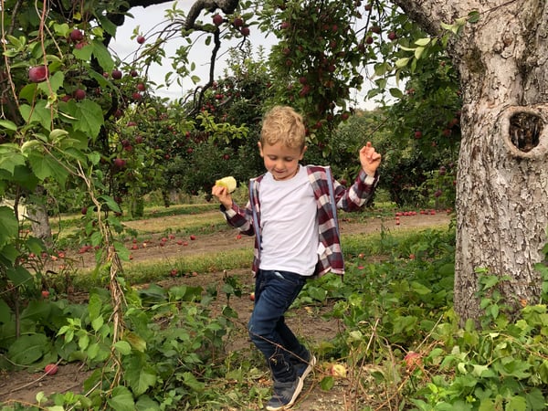 Danielle Giulian photo 10