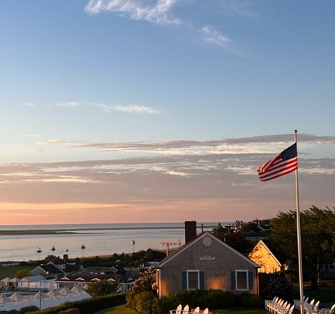 Holly Giordano photo 4