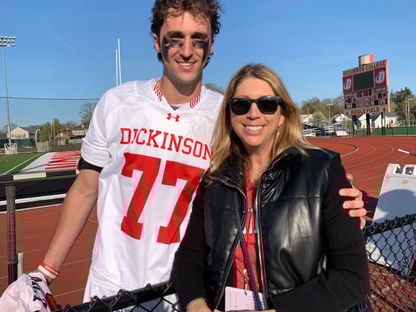 Laura Kovacs photo 6