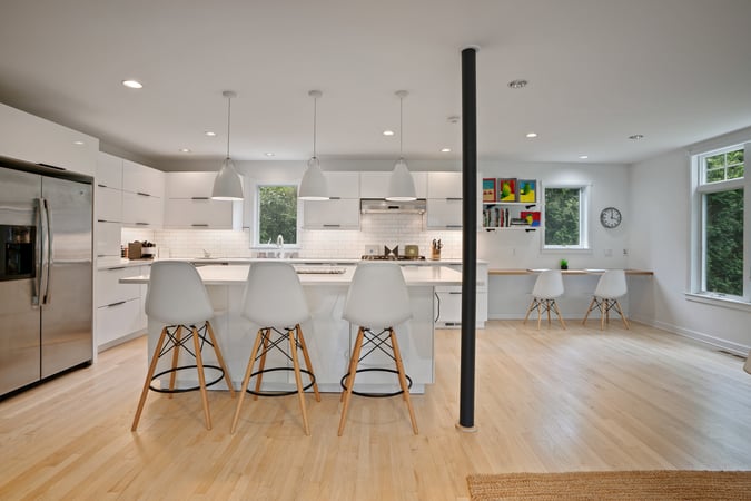 Nathalie Clark photo 6