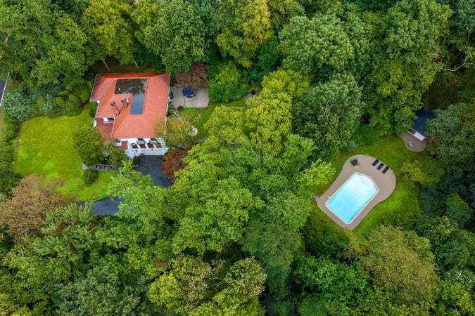 Nathalie Clark photo 7