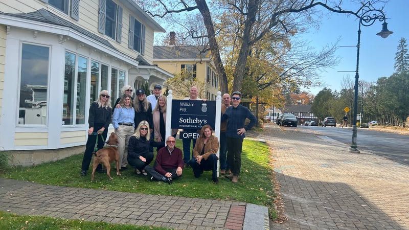 Stephanie McNair photo 8