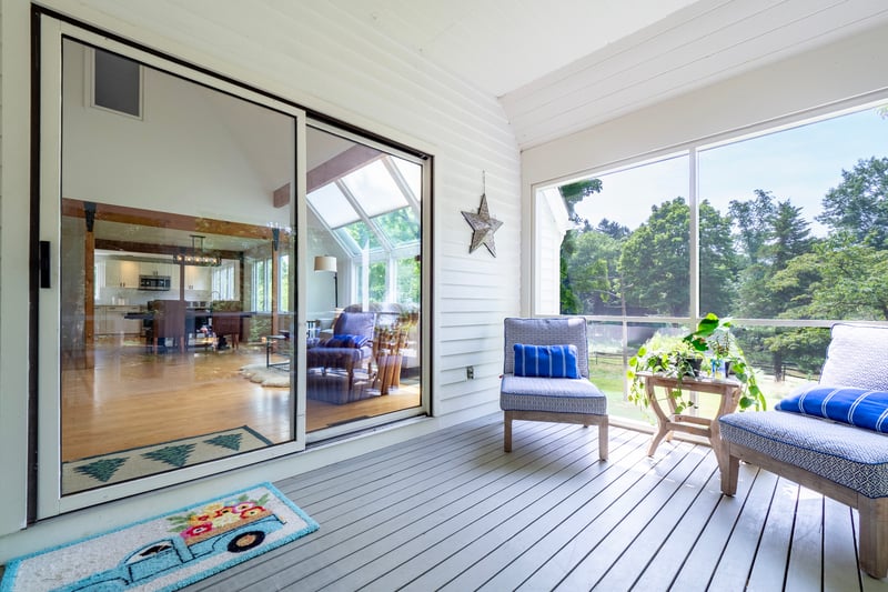 3 season screened porch