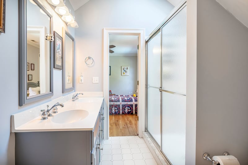 Jack & Jill bathroom	