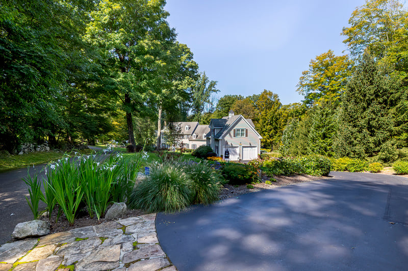 Lovely gardens leading to the home.	