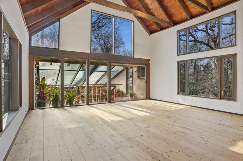 Great Room looking toward Solarium. 