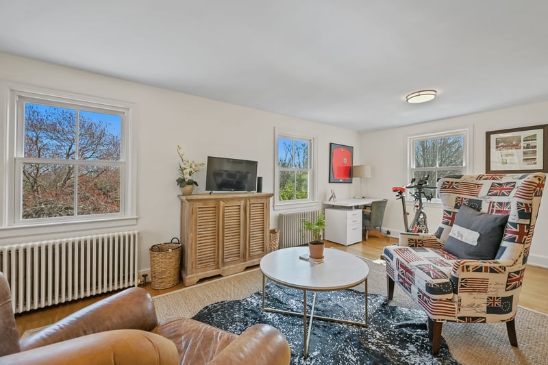 5th bedroom OR Bonus Room
