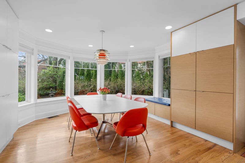 Sunroom / solarium with wood finished floors, visible vents, and recessed lighting