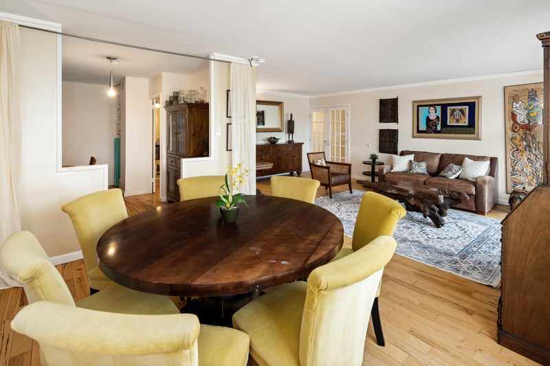Dining area looking toward Living Room