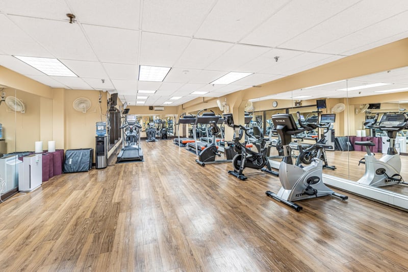 Gym- Cardio Side