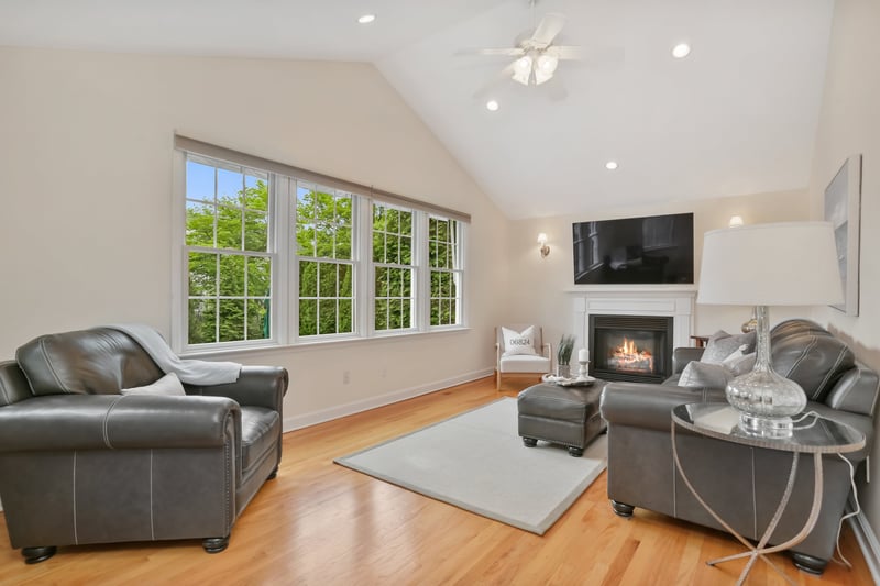 Four sets of windows to let in all the natural light