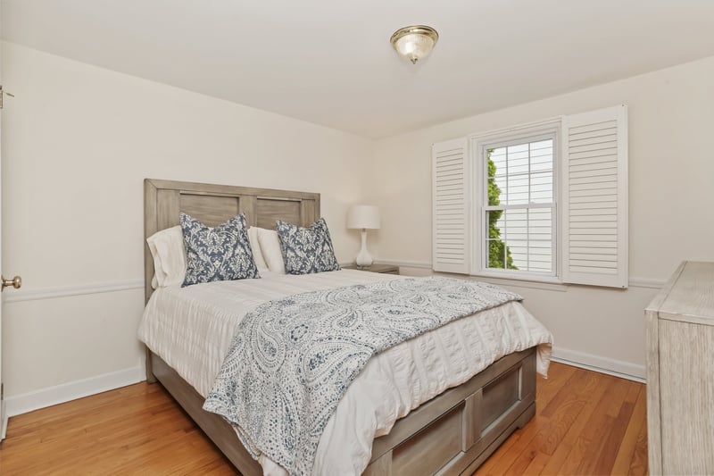 Main level bedroom - could be a great office