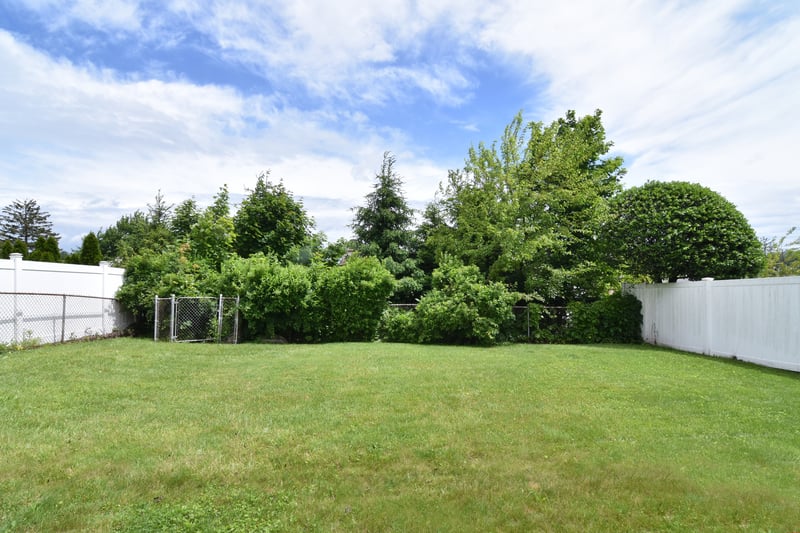 Some landscape design could transform this space into something spectacular!