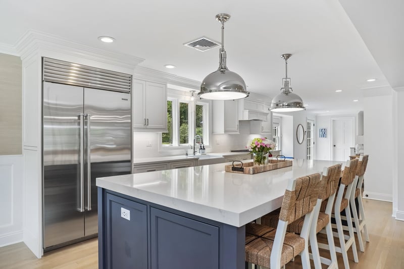 Gorgeous oversized Quartz island