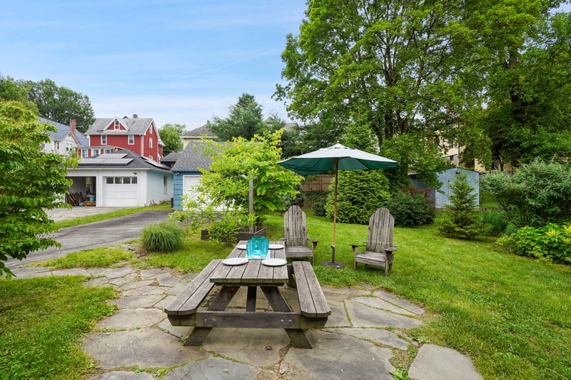 View of patio with outdoor dining space