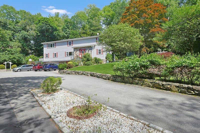 View of front of home with driveway