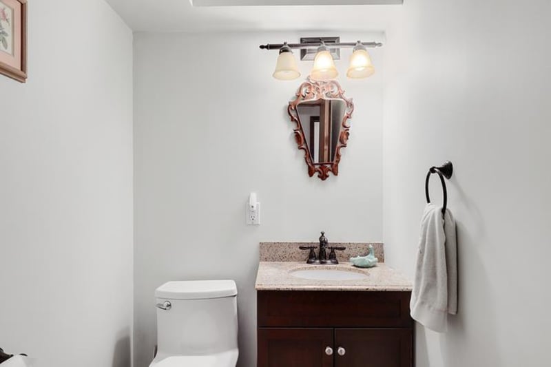 Powder room