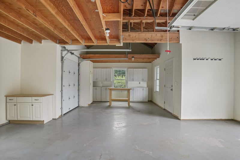 Detached garage - perfect for an art studio or gym!