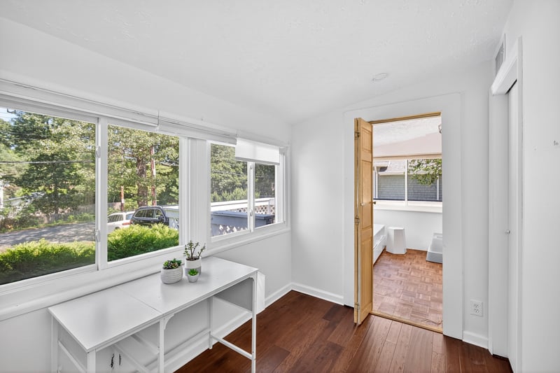 Alternate View of bonus room