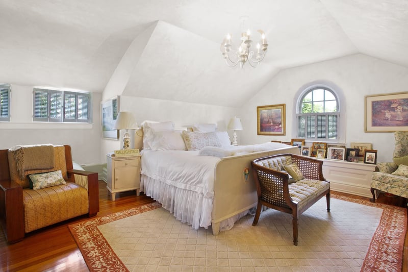 Additional third floor bedroom.