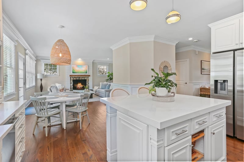 View of kitchen with dining area