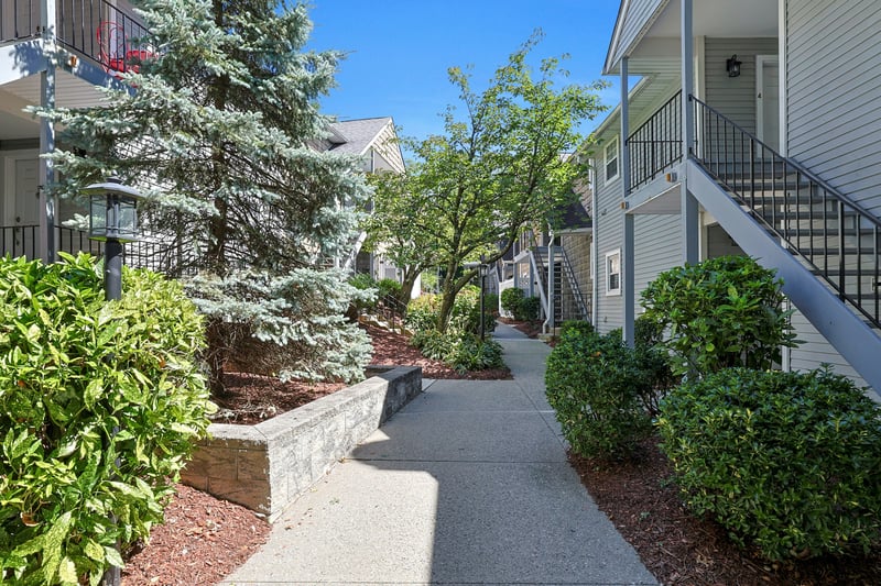 A garden apartment style community in White Plains NY.