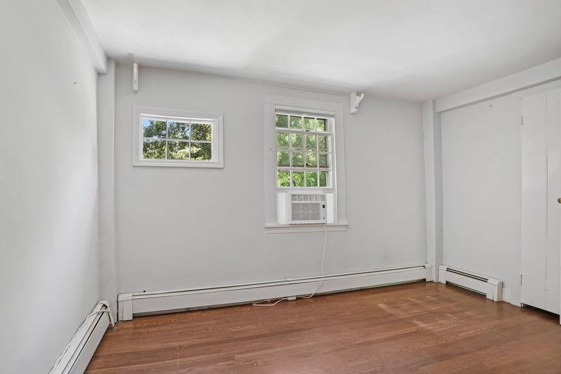 Bedroom #4 - could be a nursery or office