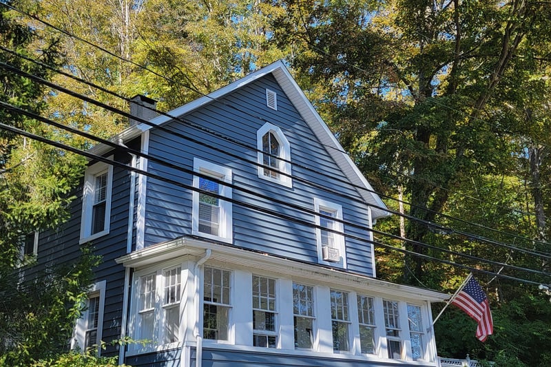 One unit per floor with separate entrances, ground floor basement.