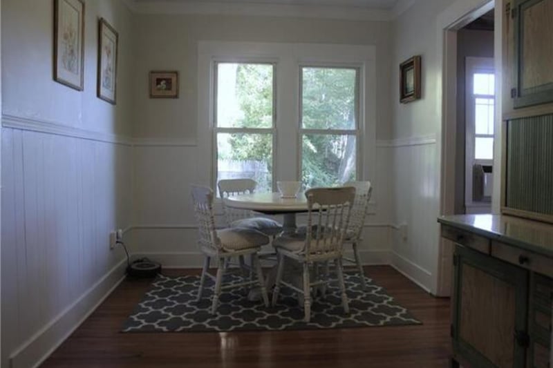 Full dining room, unit 2