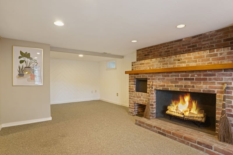 Heated lower level with large closet - perfect for a 3rd bedroom!