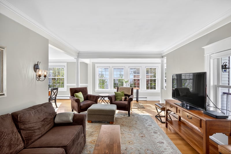 Alternate view of the Living room