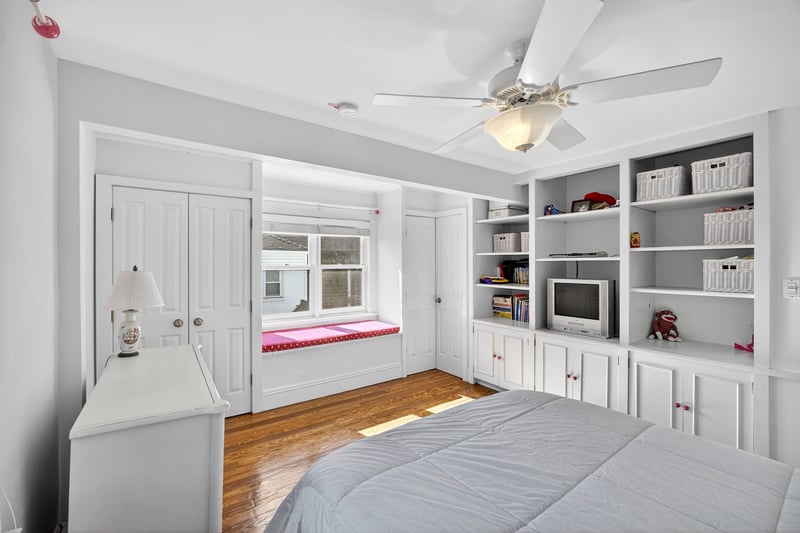 Alternate view of Bedroom #2