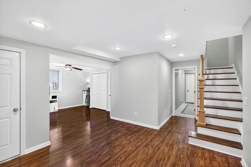 Lowest level with laminate floors
