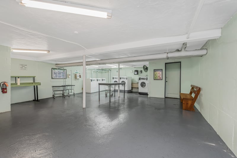 Community Private Laundry Room