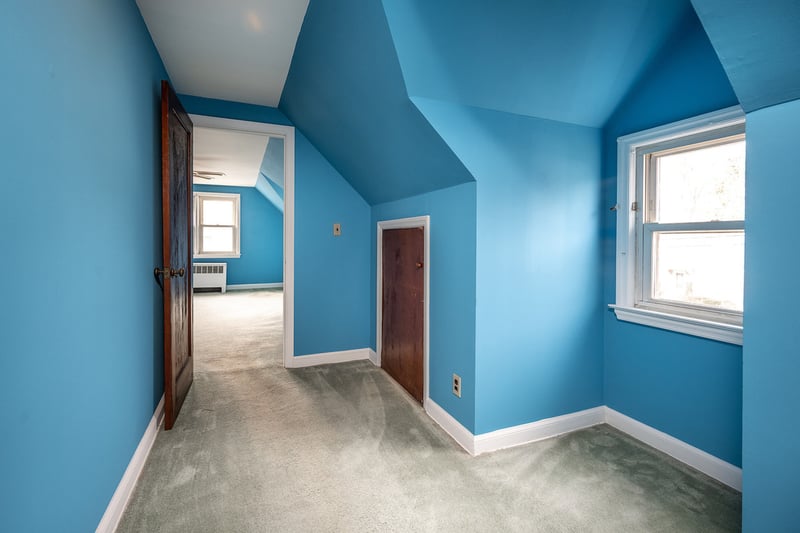 2nd level - versatile space - leading to 3rd Bedroom