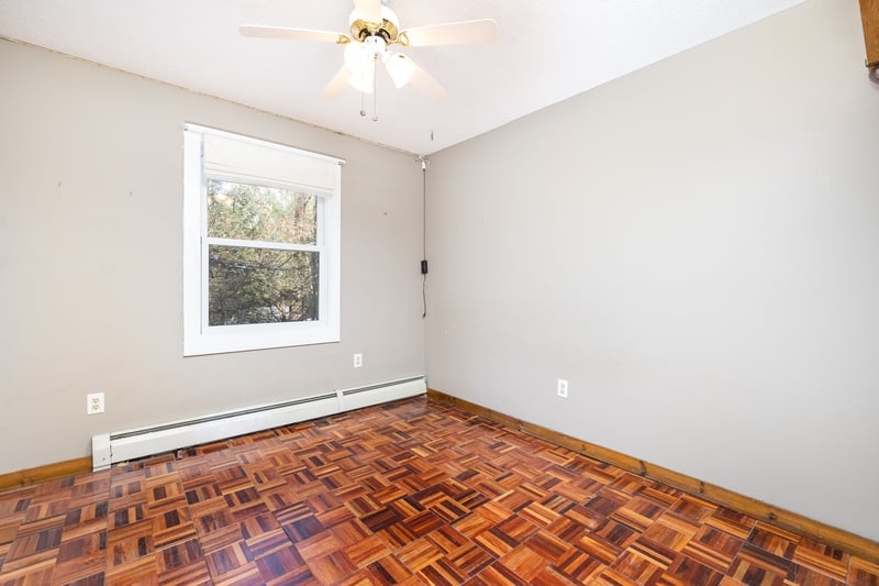 FIRST ROOM GUEST ROOM 2