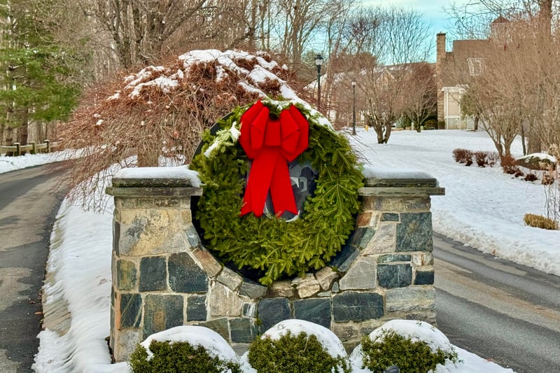 Hunter's Chase Entrance